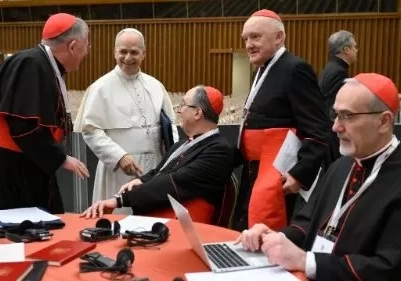 Kết th&uacute;c phi&ecirc;n họp cuối c&ugrave;ng của C&ocirc;ng nghị hồng y đầu ti&ecirc;n