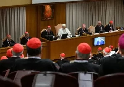 Kết th&uacute;c ng&agrave;y họp thứ nhất của C&ocirc;ng nghị Hồng y ngoại thường đầu ti&ecirc;n do ĐTC L&ecirc;&ocirc; XIV triệu tập