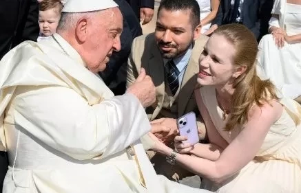 Tiếp kiến chung 28/8/2024 - ĐTC Phanxicô: Thế giới phải nghe tiếng kêu của người di dân đang chết trong các sa mạc và biển cả