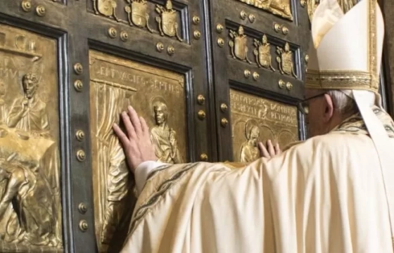 Bộ Loan báo Tin Mừng lưu ý về Cửa Thánh của Năm Thánh 2025