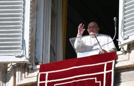 Kinh Truyền Tin 26/12 - lễ thánh Stê-pha-nô: Tử đạo và tha thứ