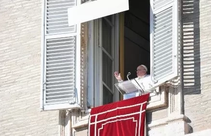 Kinh Truyền Tin 29/12: Trong gia đình, lắng nghe quan trọng hơn hiểu