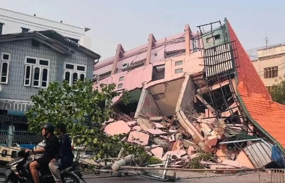 Đức Thánh Cha đau buồn trước động đất ở Myanmar, Thái Lan và cháy rừng tại Hàn Quốc