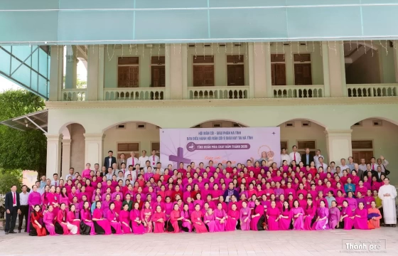 Ban Điều Hành Hội Mân Côi 9 Giáo Hạt Tại Hà Tĩnh Tĩnh Huấn Mùa Chay 2025