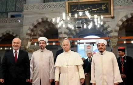 Đức Thánh Cha Lêô XIV viếng thăm Đền thờ Xanh của Hồi giáo ở Istanbul